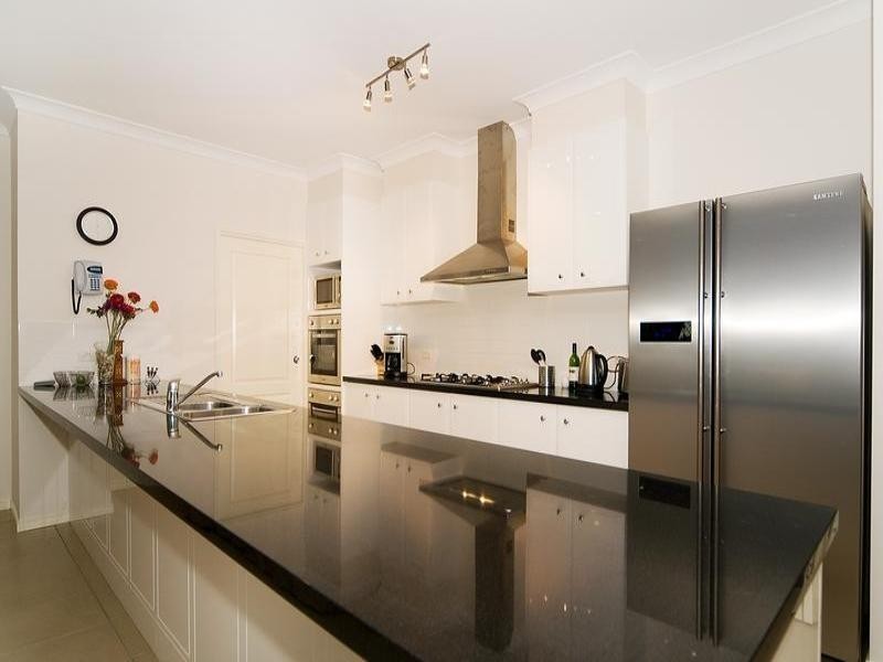 39 Sutherland, Goodna QLD 4300