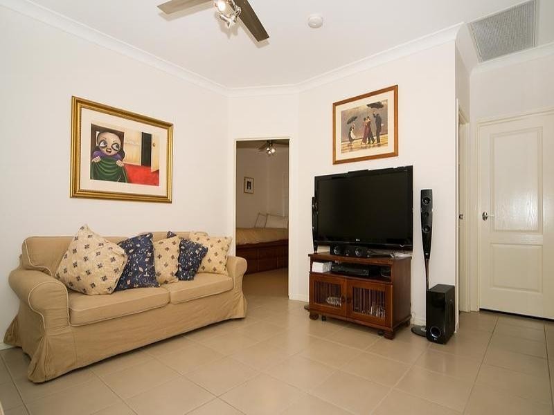 39 Sutherland, Goodna QLD 4300