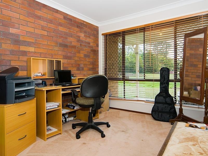 27 Rawle Street, Camira QLD 4300