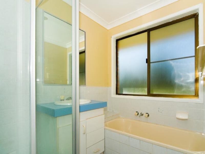 28 Somerfield Street, Redbank Plains QLD 4301