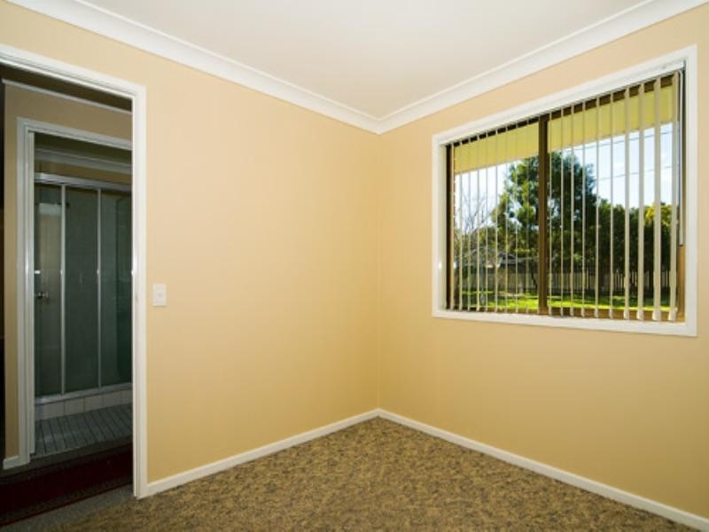 28 Somerfield Street, Redbank Plains QLD 4301