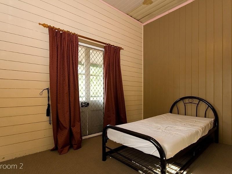 20 Albert Street, Goodna QLD 4300