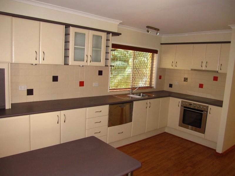 14 Whissen Court, Collingwood Park QLD 4301