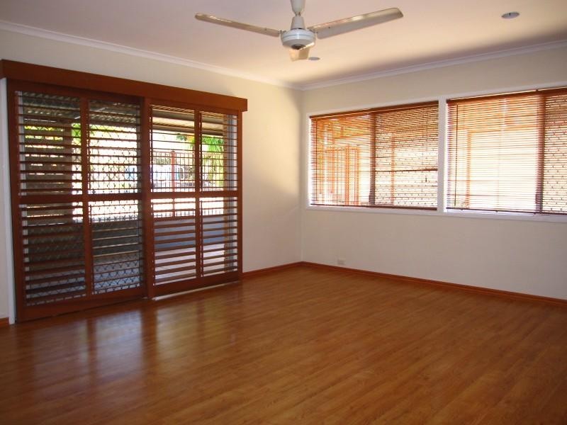 14 Whissen Court, Collingwood Park QLD 4301