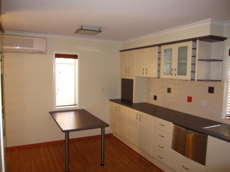 14 Whissen Court, Collingwood Park QLD 4301