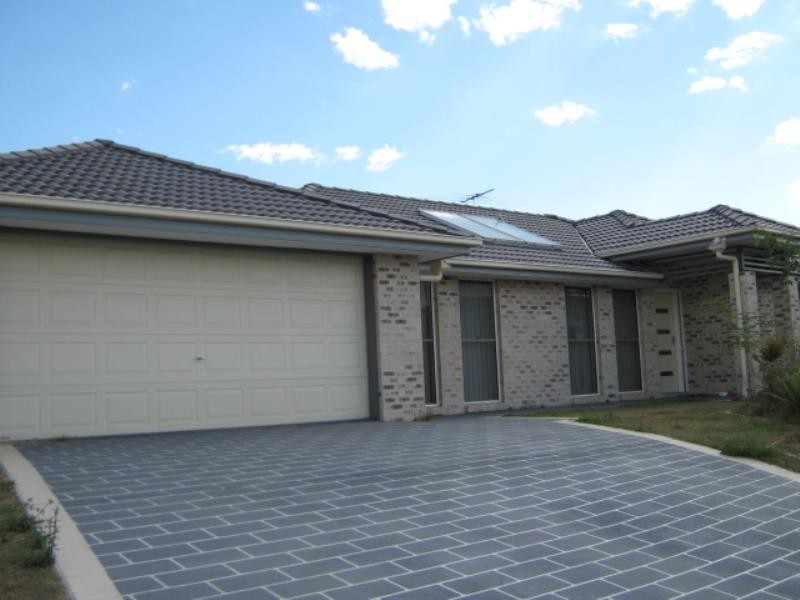 11 Gilgai Court, Redbank Plains QLD 4301