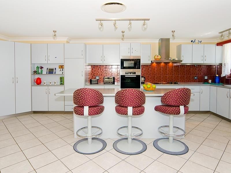 Camira QLD 4300
