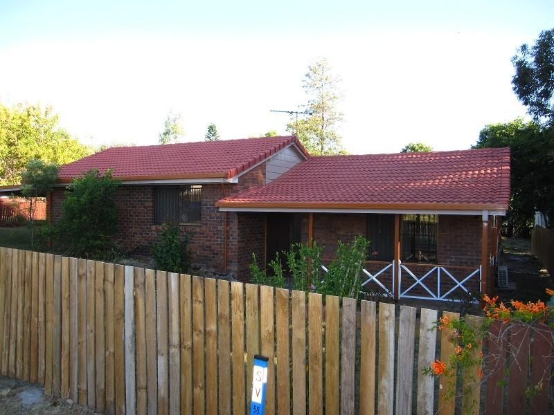 10 Halletts Road, Redbank Plains QLD 4301