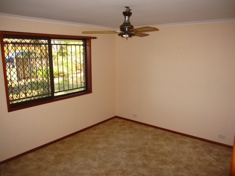 10 Halletts Road, Redbank Plains QLD 4301