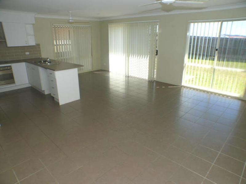 87 Collins Street, Collingwood Park QLD 4301