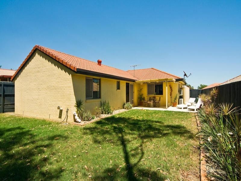 11 Elkhorn Street, Bellbird Park QLD 4300