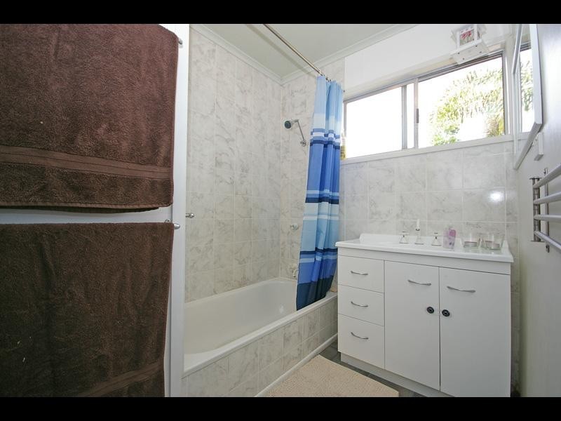 43 Videroni Street, Bundamba QLD 4304