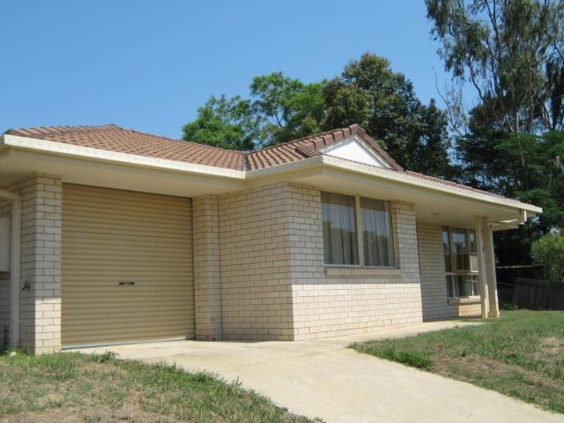 6 Henry Samuel Drive, Redbank Plains QLD 4301