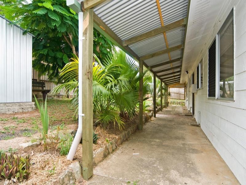 30 Glen Noble Avenue, Redbank Plains QLD 4301