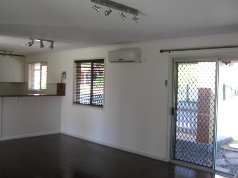 1 Forrest Crescent, Redbank Plains QLD 4301