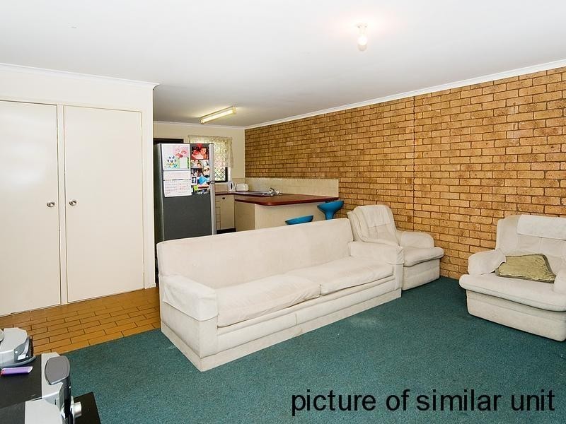 2/232 Redbank Plains Road, Bellbird Park QLD 4300