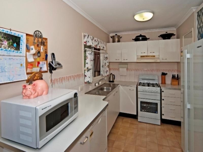 8 DUNCAN Street, Redbank Plains QLD 4301