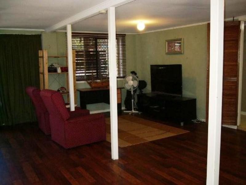 42 Tessman Street, Riverview QLD 4303