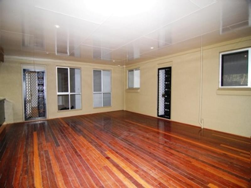 25 Boscawan Street, Bellbird Park QLD 4300