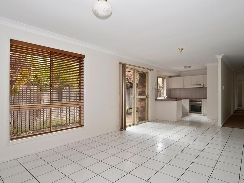 8 Opal Place, Springfield QLD 4300