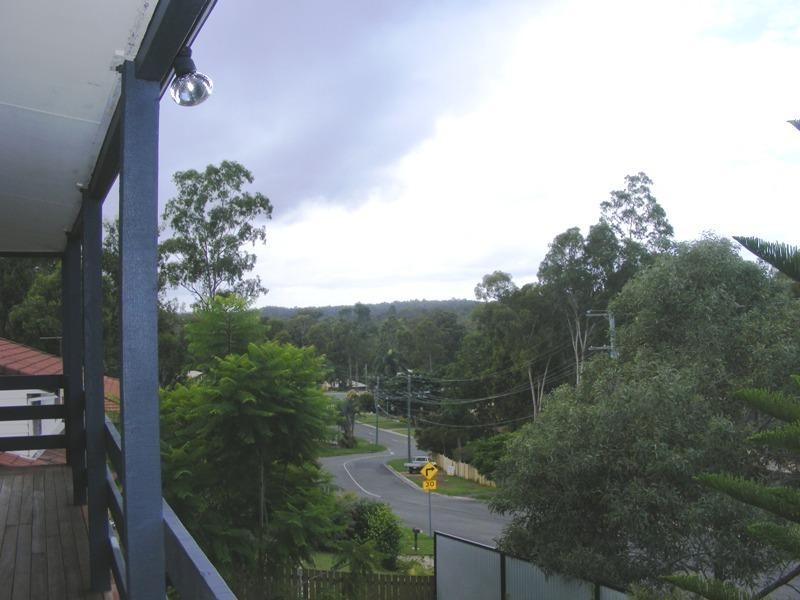 4 BUTTLER Street, Bellbird Park QLD 4300