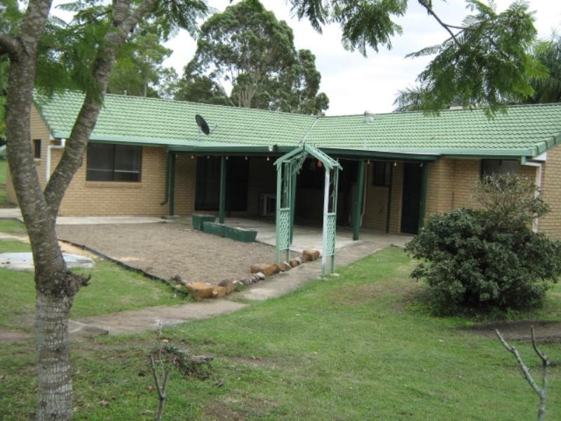 109 Willow Road, Redbank Plains QLD 4301