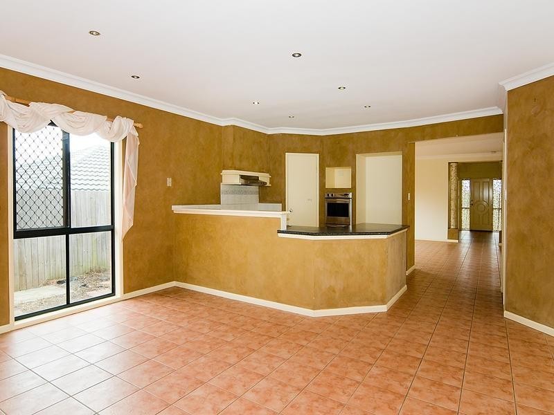 106 Woodcrest Way, Springfield QLD 4300