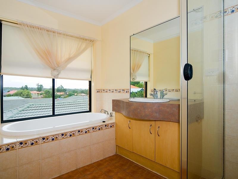 106 Woodcrest Way, Springfield QLD 4300