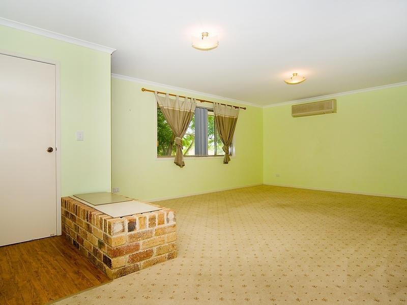 109 Cameron Street, Redbank Plains QLD 4301