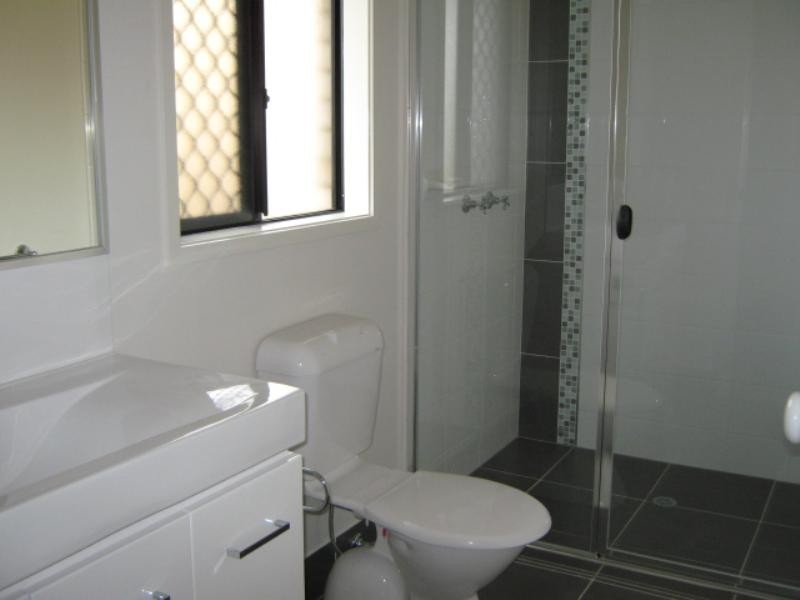 11 Finnigan Street, Augustine Heights QLD 4300