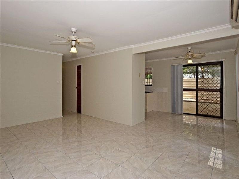 4 Hume Way, Redbank Plains QLD 4301