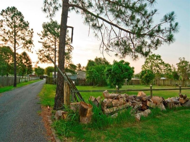 99 JOHNSTON Street, Bellbird Park QLD 4300