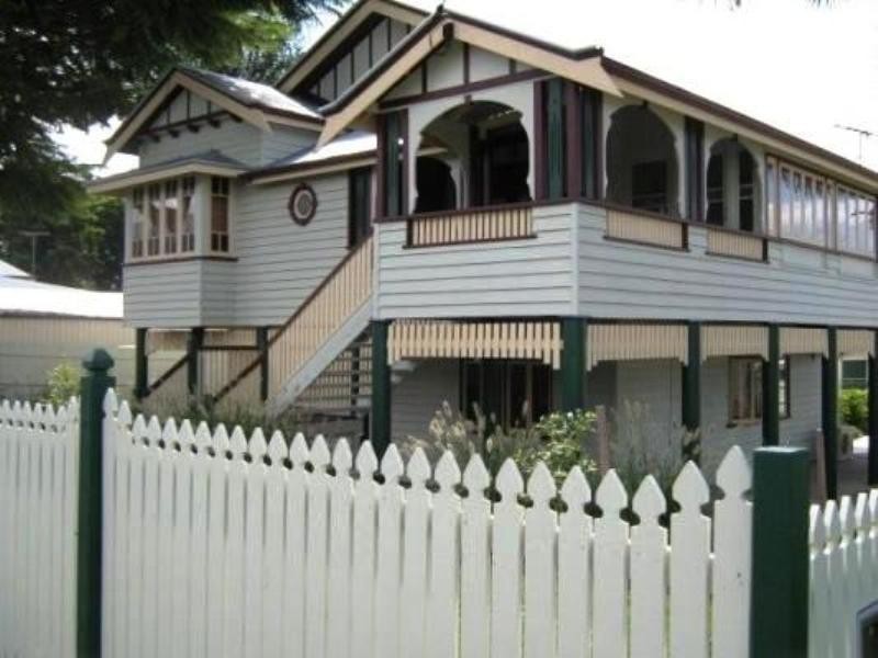 146 Blackstone Road, Silkstone QLD 4304