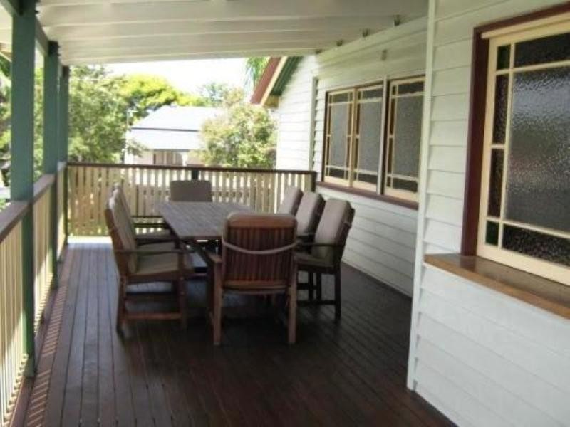 146 Blackstone Road, Silkstone QLD 4304