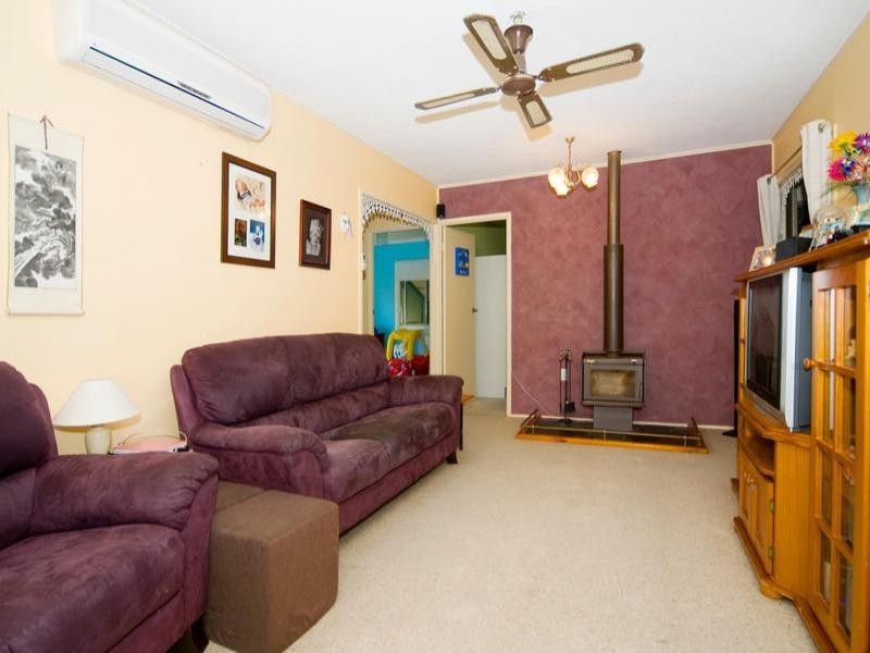 20 Caroline Street, Riverview QLD 4303