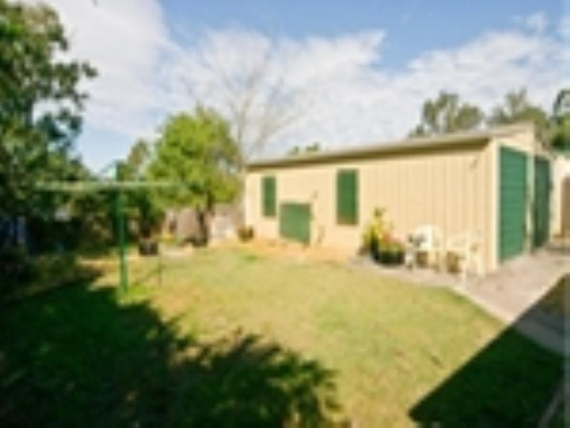 20 Caroline Street, Riverview QLD 4303