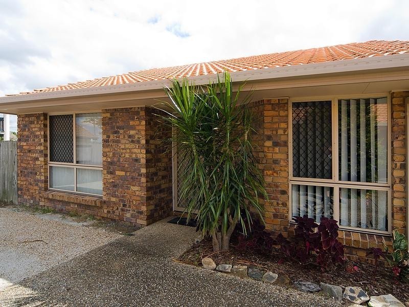 5/4 McBrien Court, Redbank Plains QLD 4301