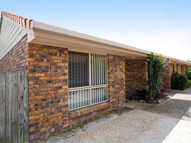 5/4 McBrien Court, Redbank Plains QLD 4301