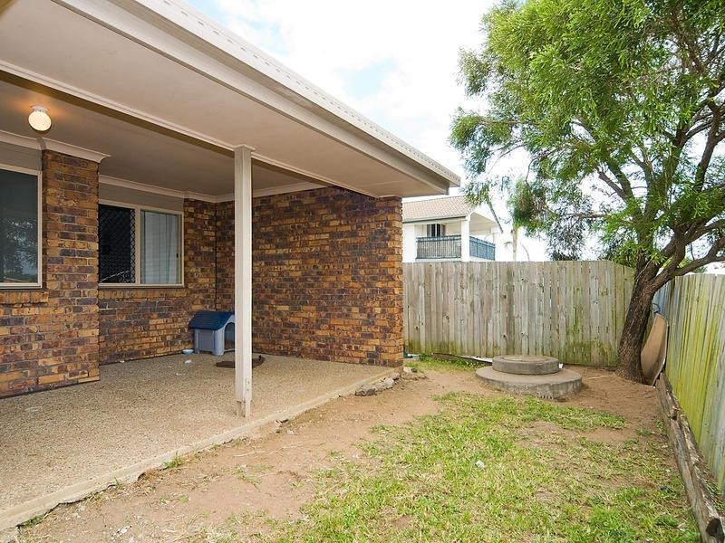 5/4 McBrien Court, Redbank Plains QLD 4301