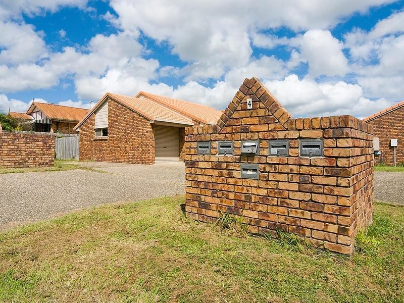 5/4 McBrien Court, Redbank Plains QLD 4301