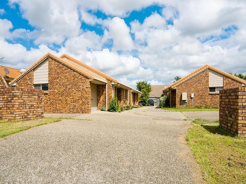 5/4 McBrien Court, Redbank Plains QLD 4301