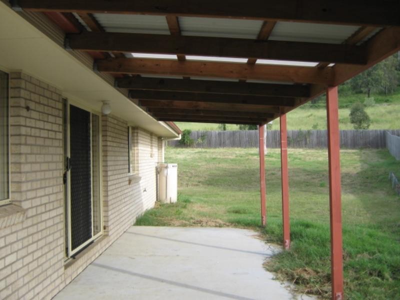 9 Nardoo Court, Redbank Plains QLD 4301