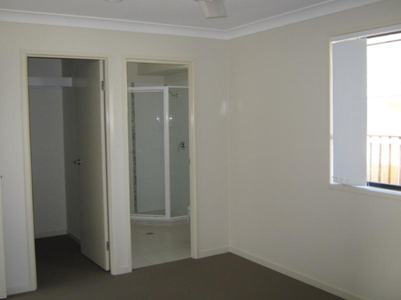 60 Harold Reinhardt Drive, Redbank Plains QLD 4301