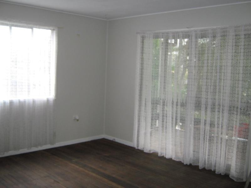 44 Tessman Street, Riverview QLD 4303