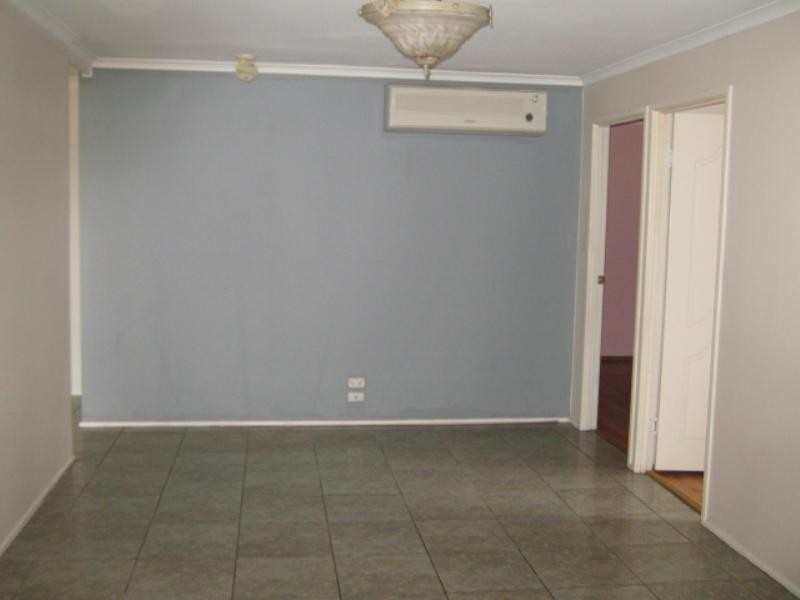 4 Chetwynd Street, Redbank Plains QLD 4301