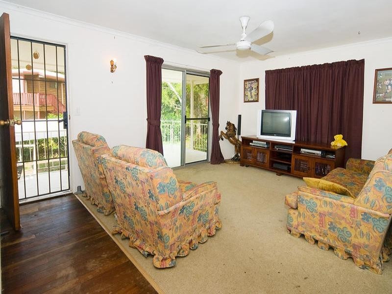 27 Carol Street, Redbank Plains QLD 4301