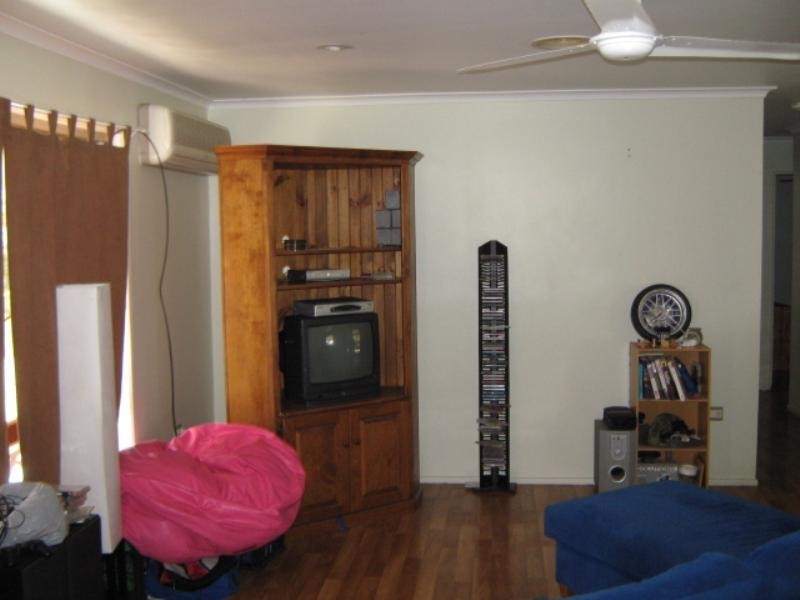 17 Shirley Street, Redbank Plains QLD 4301