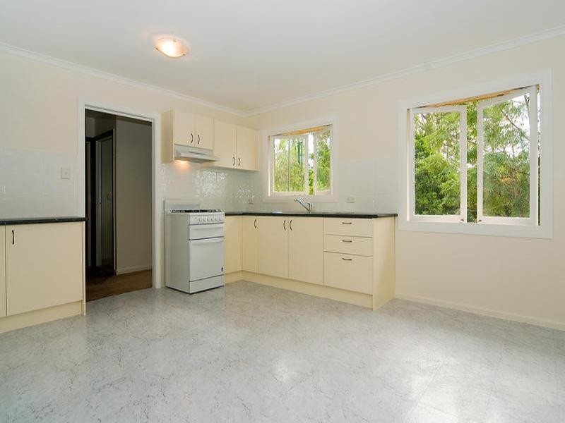 4 Frangipanni Street, Bellbird Park QLD 4300