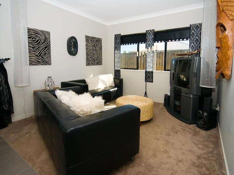 62 Harold Reinhardt Drive, Redbank Plains QLD 4301