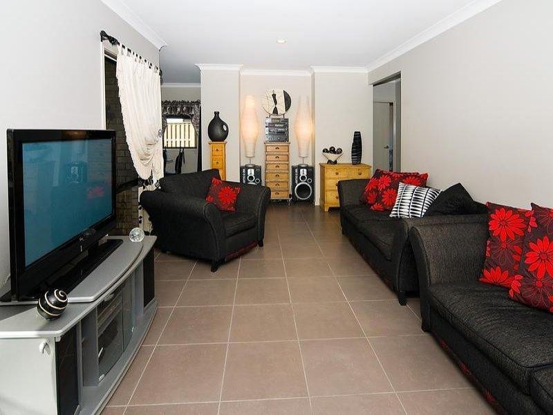 62 Harold Reinhardt Drive, Redbank Plains QLD 4301